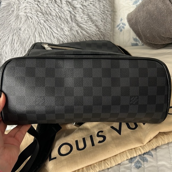 Louis Vuitton Josh backpack - Picture 8 of 8